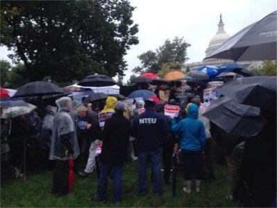 federal_workers_rally_oct_10_us_capitol.jpg 