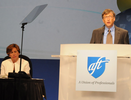 aft_weingarten_with_bill_gates_at_convention.jpg 