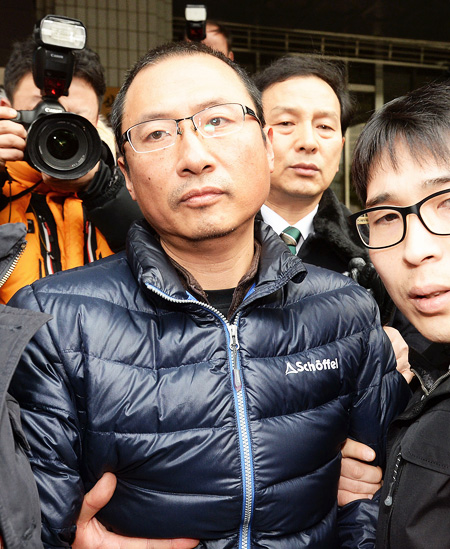 korea_railway_workers_union_leader_president_kim_myong-hwan_facing_jail_for_leading_22_day_strike_.jpg 