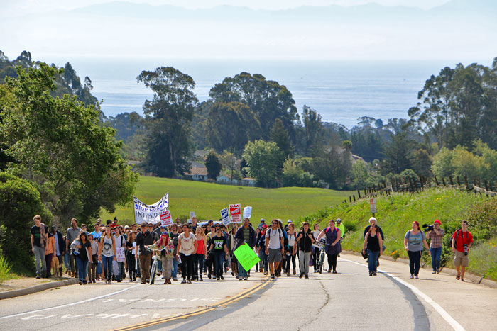 uc-santa-cruz-strike-4-3-2014-19.jpg 