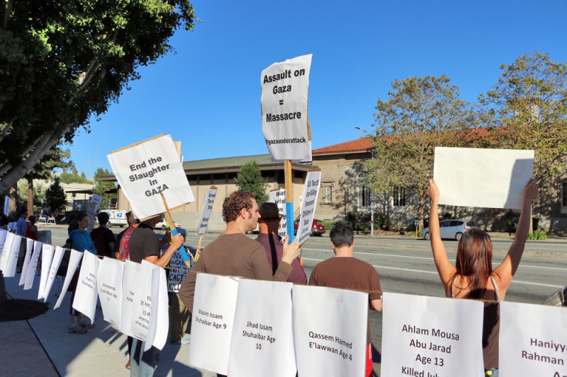 800_middle-east-peace-vigil-santa-cruz-july-21-2014-12.jpg 