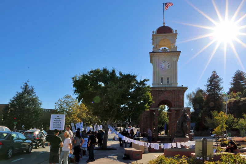 800_middle-east-peace-vigil-santa-cruz-july-21-2014-3.jpg 