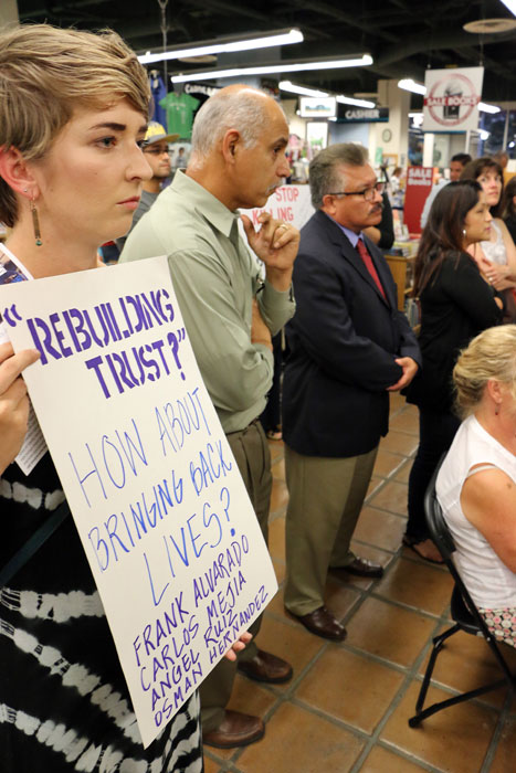 salinas-police-protest-santa-cruz-august-26-2014-5.jpg 