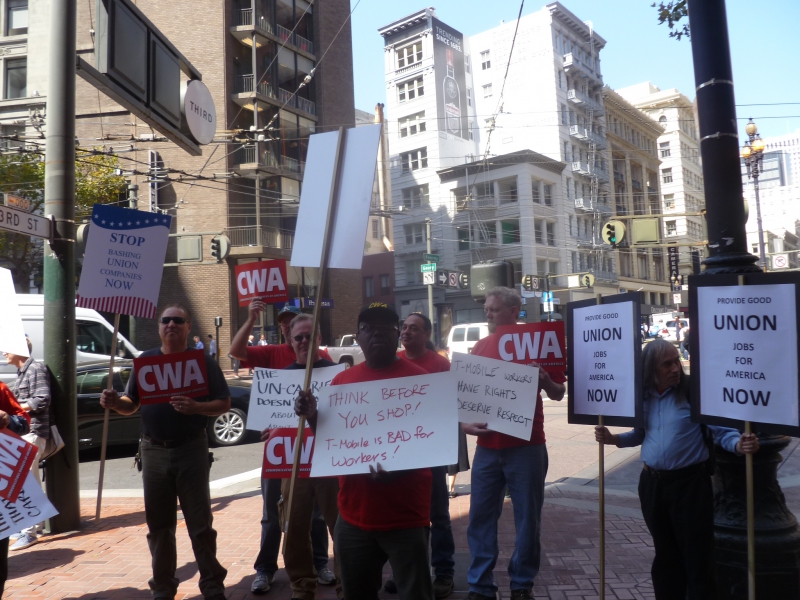 800_cwa_t-mobil_sf_placards.jpg 