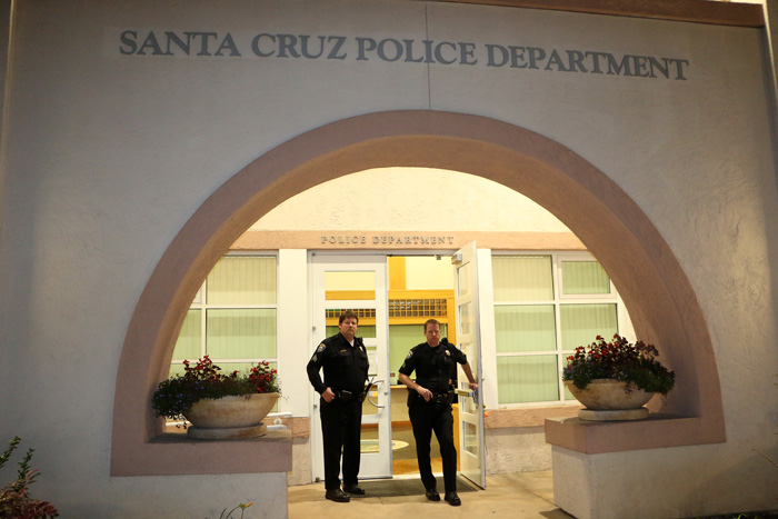 santa-cruz-police-station-12.jpg 