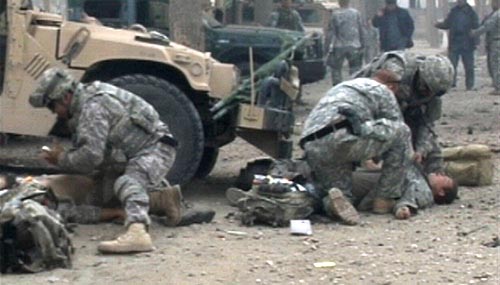 afghanistan_us_soldiers_attacked.jpg 