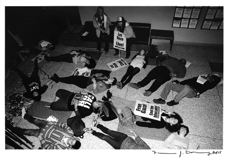 students_perform_die-in_at_mrak_hall_1_1.jpg 