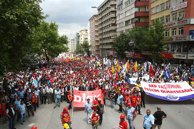 turkishworkersstriketaksim_gezi_130617.jpg 