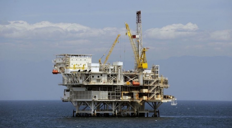 800_offshore-oil-drilling-1038x576.jpg 