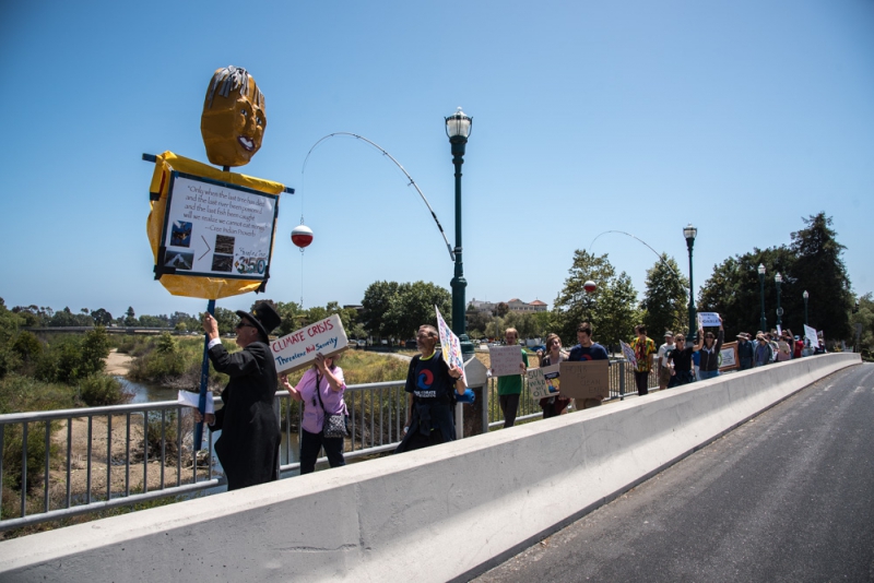 800_climate-mobilization-rally-santa-cruz-17.jpg 