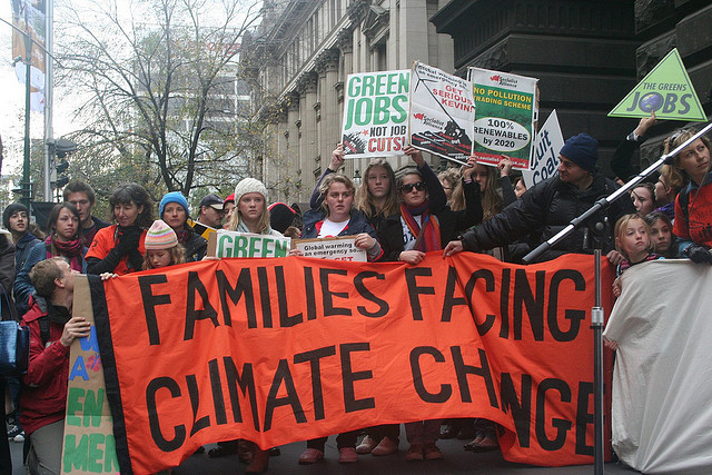 2009-families-facing-climate-change.jpg 