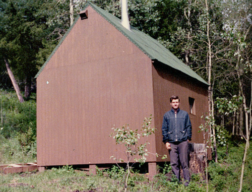 theodore_kaczynski_lincoln_montana_cabin.jpg 