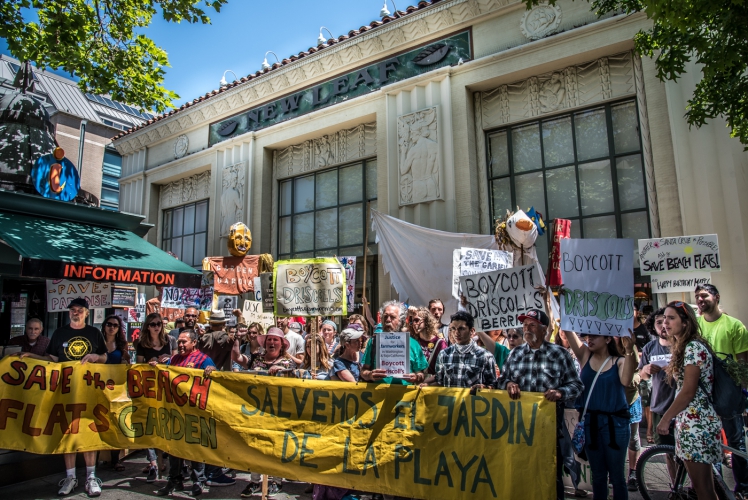 sm_may-day-santa-cruz-2-new-leaf-market-downtown.jpg 