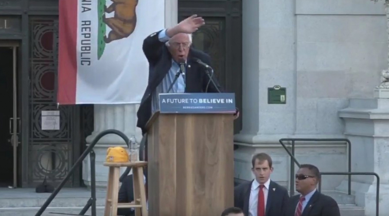 sm_sanders-oakland-05302016-10-berniesanders.jpg 