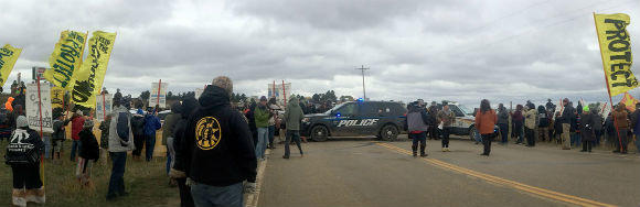 police-dakota-access-pipeline.jpg 