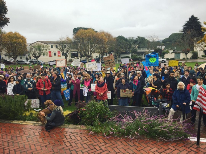 sm_monterey_trump_protest_colton_hall.jpg 