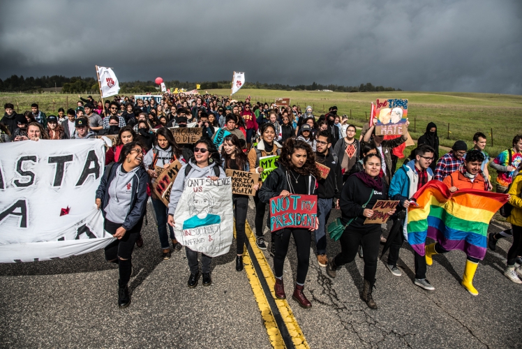 sm_j20-inauguration-day-protest-santa-cruz-4.jpg 