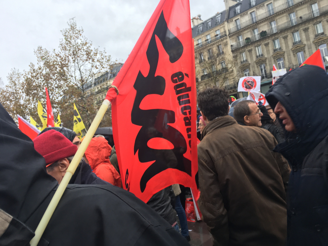sm_paris_sud_protest.jpg 
