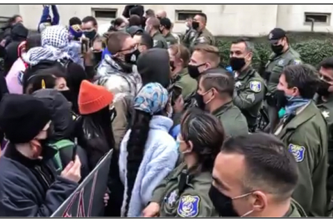 480_video_screenshot_anti-eviction_protesters_confront_police_in_san_jose.jpg