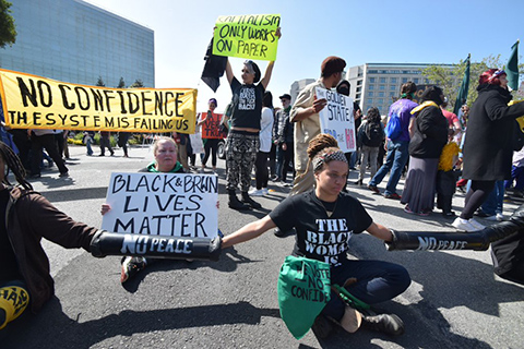 Anti-Trump Protesters Shut Down Roads to Republican Convention