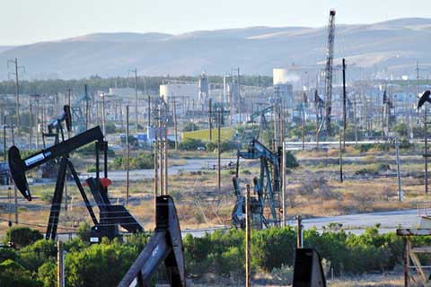 Monterey Becomes California's First Major Oil-producing County to Ban Fracking