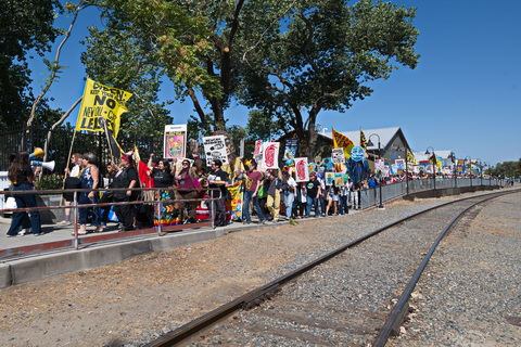 Thousands March in Sacramento to Demand End of Fossil Fuels