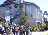 University of California Workers Protest Poverty Wages