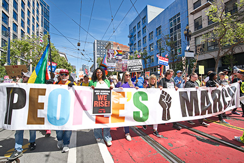 "No Kings, No ICE, No War"