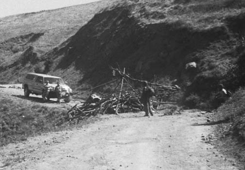 july01blockade2-24aweb.jpgudo310.jpg 