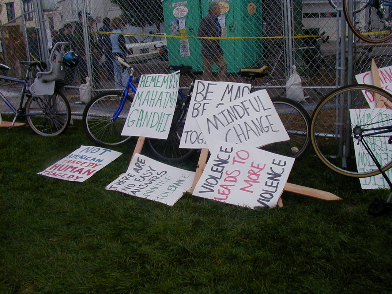 signs0.jpg 
