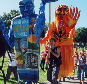 puppets.jpgxsu379.jpg 