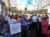 200_raging_grannies.jpg