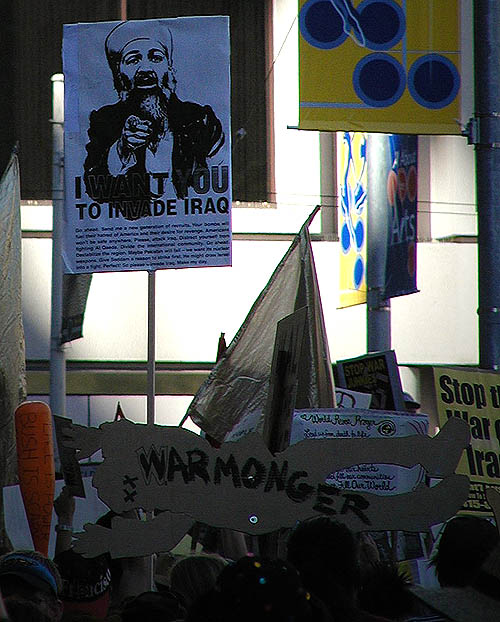i_wnat_you_to_invade_iraq.jpg 