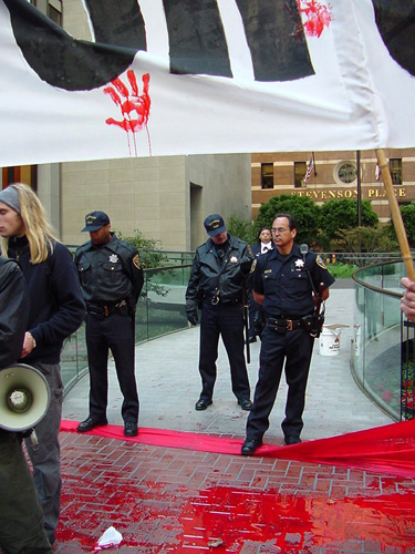 sanfrancisco_chevron_copsandblood3_500.jpg 