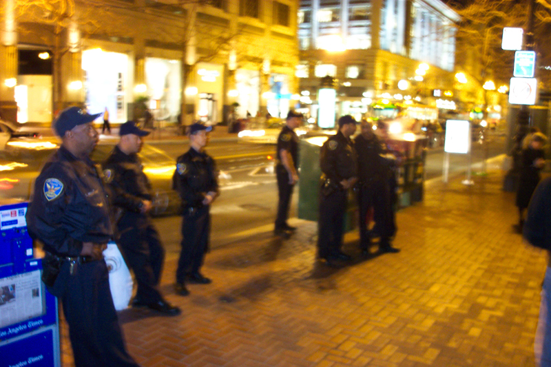 police_at_powell.jpg 