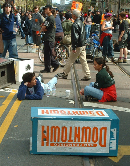 032003_01_sfantiwar_downtown_marketst.jpg 