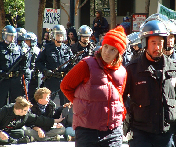 032003_03_sfantiwar_sitdown_warkillschildren.jpg 