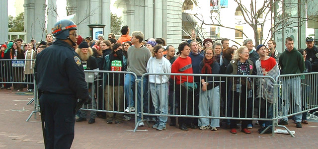 032003_05_sfantiwar_massarrest1.jpg 