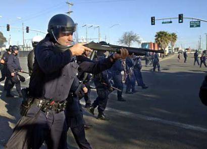 oaklandcopsshootawww.jpg 