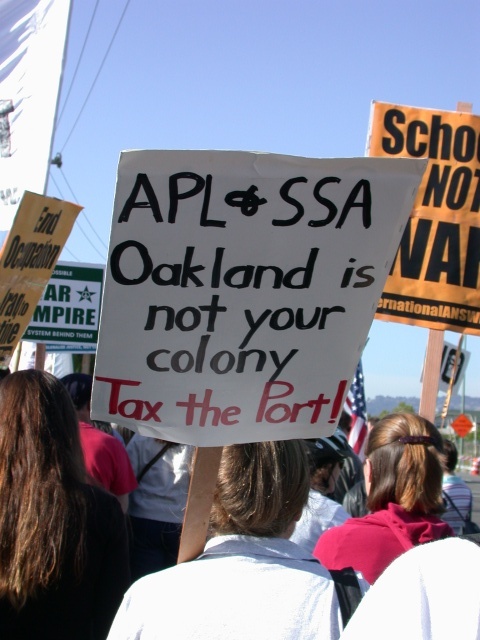 dscn3466.oaklanddockprotest-oaklandnotaplssacolony.medium.jpg 