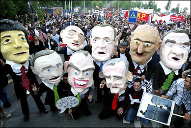 lausanne5_g8_may29_2003.jpg 
