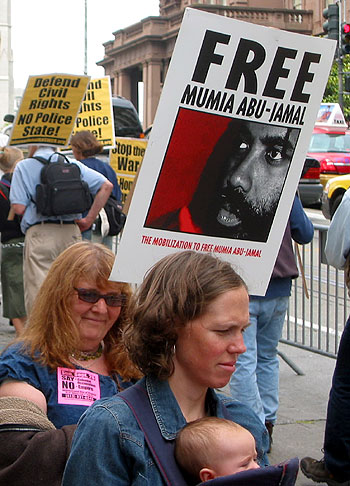 4-free-mumia.jpg 
