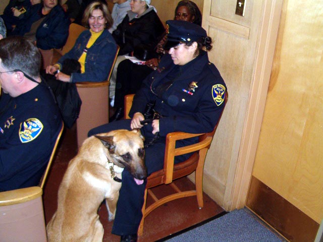 police-dog.jpg 