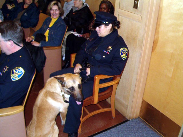 police-dog.jpg 