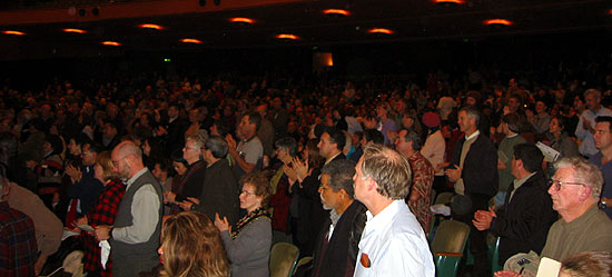 1-bct-crowd.jpg 