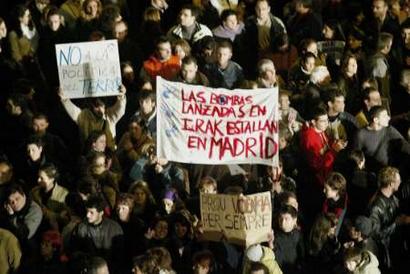 spain-demo-031204.jpg 