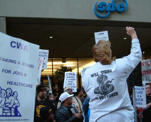 sbcworkersunionleadershipthrowingafist.jpg 