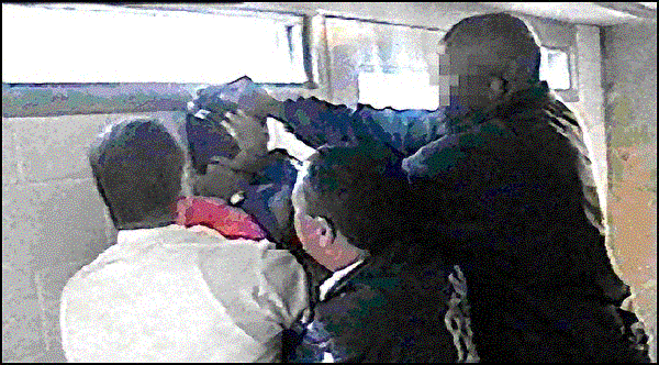 scenes_from_video_inside_brooklyn__s_metropolitan_detention_center.gif 