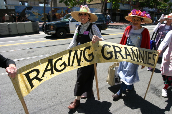 raging_grannies.jpgzhtm8q.jpg 