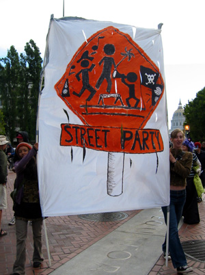 streetparty1-sm.jpg 